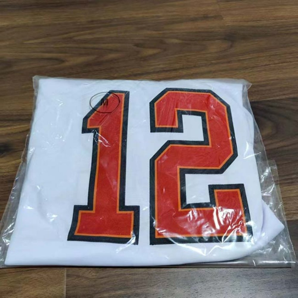 Nike Tampa Bay Buccaneers Tom Brady #12 Jersey-White - Picture 8 of 8